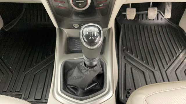 Second-hand 2022 Mahindra XUV300 W8 Opt for sale in Jaipur-12