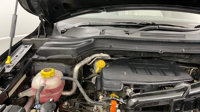 Second-hand 2022 Mahindra XUV300 W8 Opt for sale in Jaipur-32