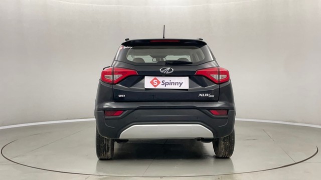 Second-hand 2022 Mahindra XUV300 W8 Opt for sale in Jaipur-4