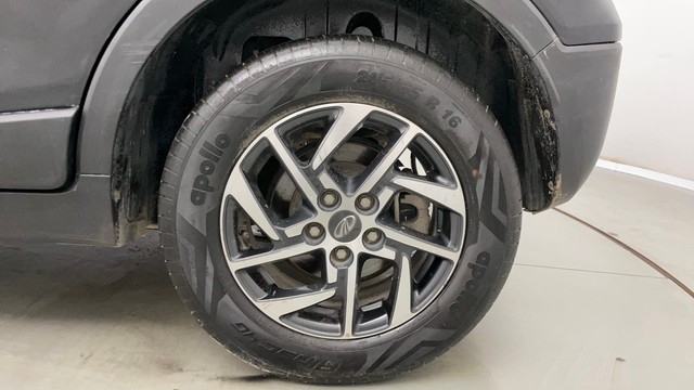 Second-hand 2022 Mahindra XUV300 W8 Opt for sale in Jaipur-19