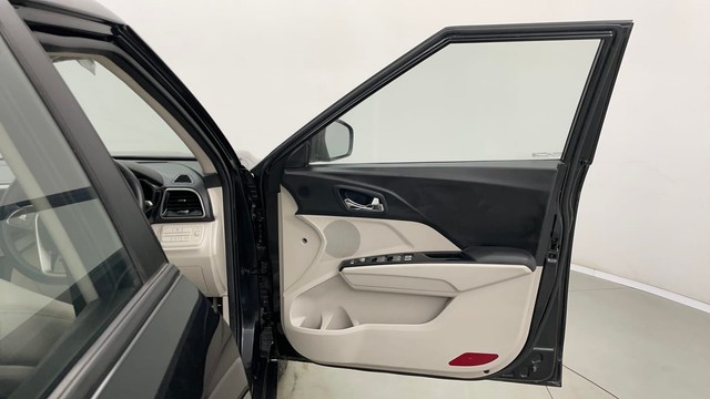 Second-hand 2022 Mahindra XUV300 W8 Opt for sale in Jaipur-16