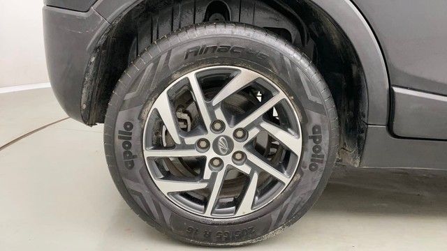 Second-hand 2022 Mahindra XUV300 W8 Opt for sale in Jaipur-18