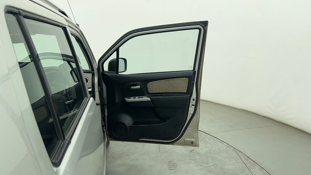 Second-hand 2013 Maruti Suzuki Wagon R VXI for sale in Chennai-16