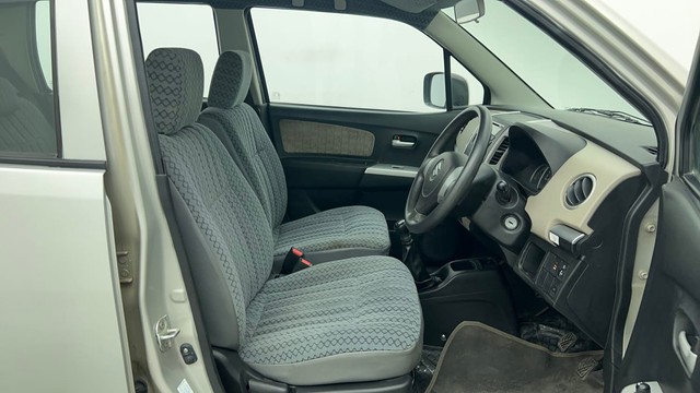 Second-hand 2013 Maruti Suzuki Wagon R VXI for sale in Chennai-15