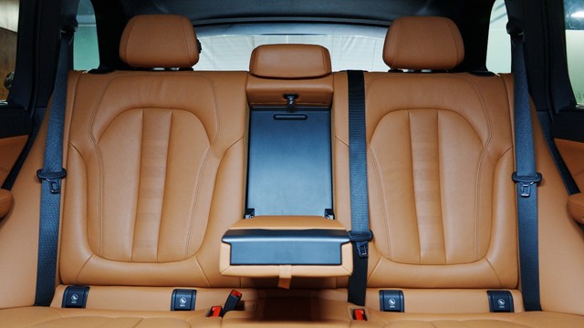 Second-hand 2022 BMW X5 xDrive 40i M Sport for sale in New Delhi-14