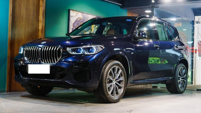 Second-hand 2022 BMW X5 xDrive 40i M Sport for sale in New Delhi-4