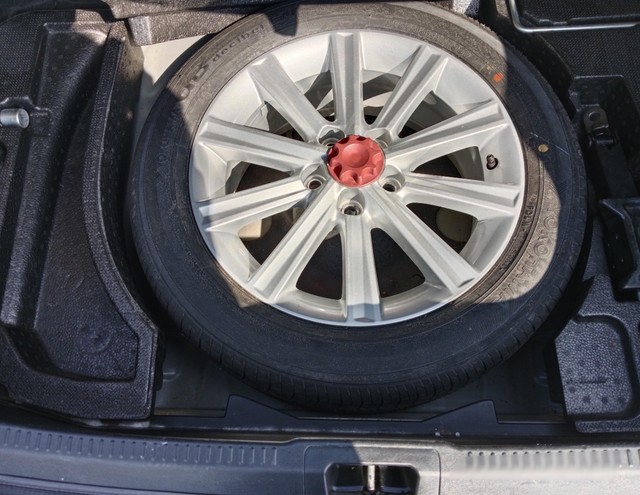 Toyota Camry Hybrid Second-hand 2014 Toyota Camry Hybrid for sale in Mumbai-21