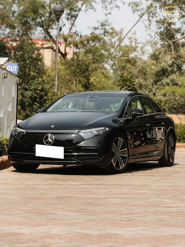 Second-hand 2023 Mercedes-Benz EQS 580 4Matic for sale in New Delhi-2