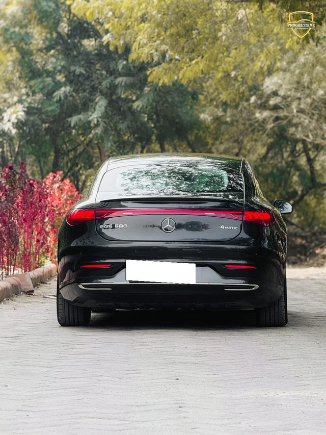 Second-hand 2023 Mercedes-Benz EQS 580 4Matic for sale in New Delhi-6