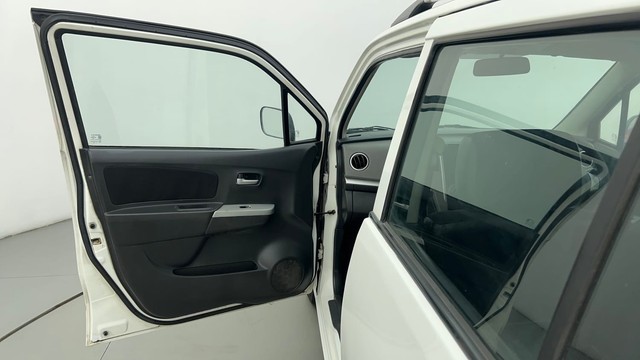 Second-hand 2012 Maruti Suzuki Wagon R LXI BSVI for sale in Ahmedabad-32