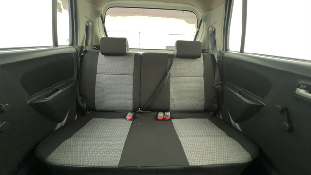 Second-hand 2012 Maruti Suzuki Wagon R LXI BSVI for sale in Ahmedabad-36