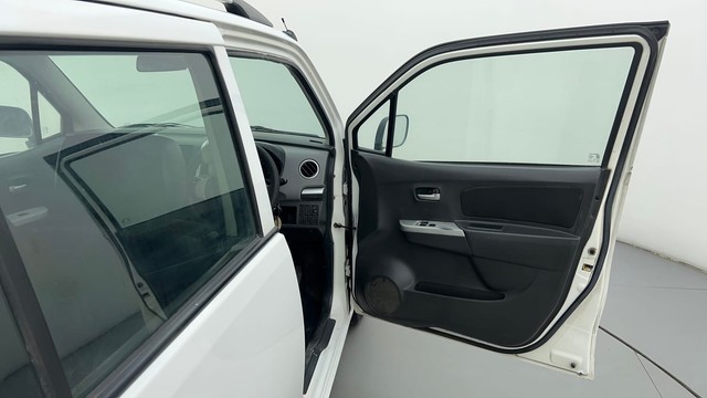 Second-hand 2012 Maruti Suzuki Wagon R LXI BSVI for sale in Ahmedabad-16