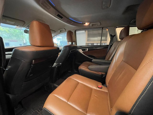 Toyota Innova Crysta 2.4 ZX 7 STR AT Second-hand 2020 Toyota Innova Crysta 2.4 ZX 7 STR AT for sale in Mumbai-14