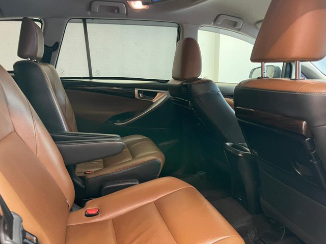 Toyota Innova Crysta 2.4 ZX 7 STR AT Second-hand 2020 Toyota Innova Crysta 2.4 ZX 7 STR AT for sale in Mumbai-18