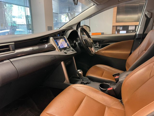 Toyota Innova Crysta 2.4 ZX 7 STR AT Second-hand 2020 Toyota Innova Crysta 2.4 ZX 7 STR AT for sale in Mumbai-23