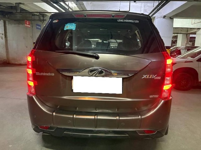 Second-hand 2017 Mahindra XUV500 R W10 FWD for sale in Noida-2
