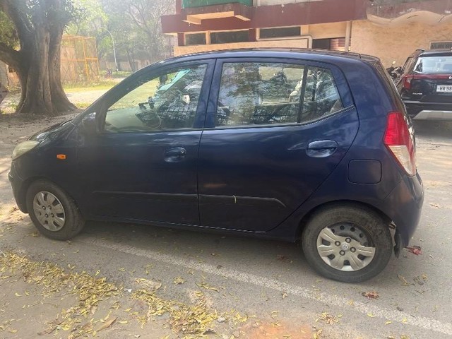 Second-hand 2009 Hyundai i10 Magna 1.2 for sale in New Delhi-2