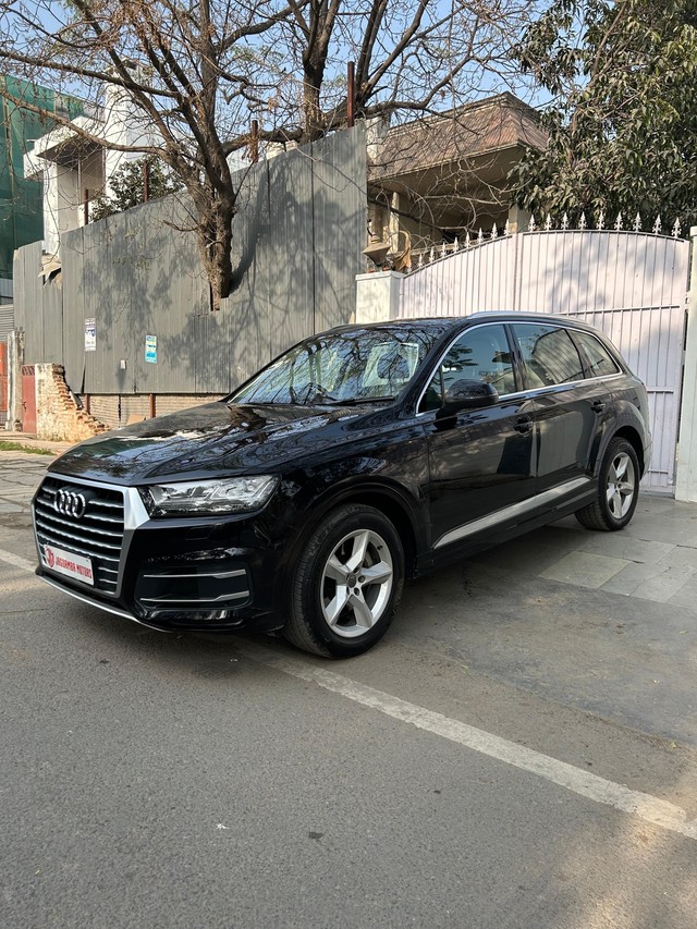 Audi Q7 40 TFSI Quattro Technology Second-hand 2019 Audi Q7 40 TFSI Quattro Technology for sale in New Delhi-4