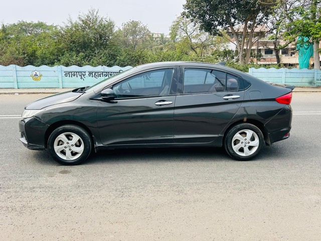 Second-hand 2015 Honda City i DTEC SV for sale in Nagpur-2