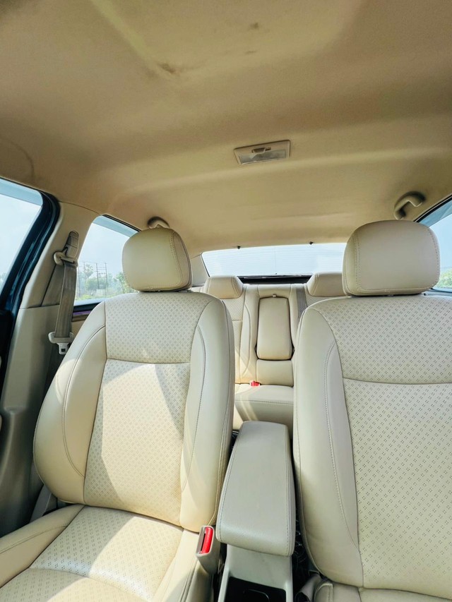 Second-hand 2019 Maruti Ciaz Delta Automatic BSIV for sale in Vadodara-14