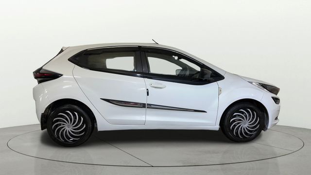 Second-hand 2021 Tata Altroz XM plus BSVI for sale in Gurgaon