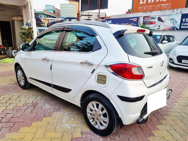 Tata Tiago 1.2 Revotron XZ Second-hand 2018 Tata Tiago 1.2 Revotron XZ for sale in Gorakhpur-1