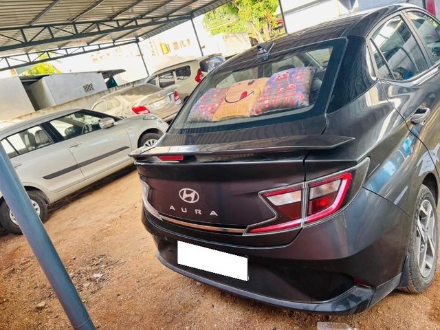 Second-hand 2023 Hyundai Aura SX for sale in Tirupati-2