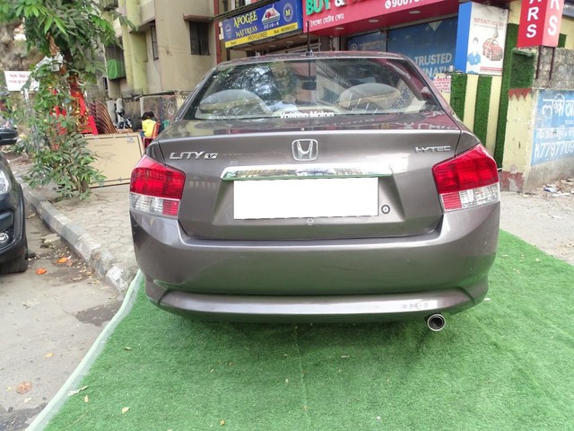 Honda City 1.5 V MT Second-hand 2011 Honda City 1.5 V MT for sale in Kolkata-1