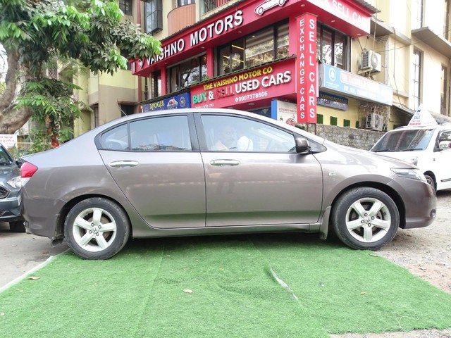 Honda City 1.5 V MT Second-hand 2011 Honda City 1.5 V MT for sale in Kolkata-4