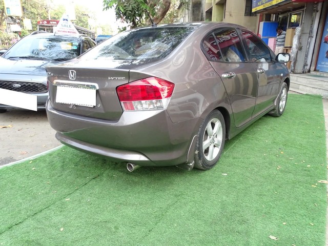 Honda City 1.5 V MT Second-hand 2011 Honda City 1.5 V MT for sale in Kolkata-6