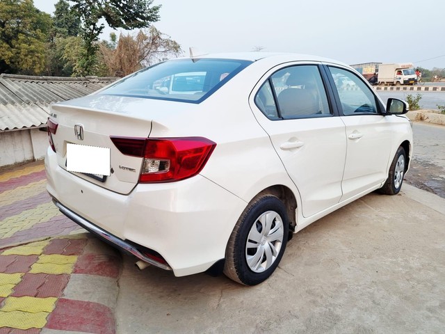 Second-hand 2022 Honda Amaze 2nd Gen S Diesel for sale in Gorakhpur-6