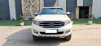Second-hand 2020 Ford Endeavour Titanium Plus 4X2 for sale in New Delhi