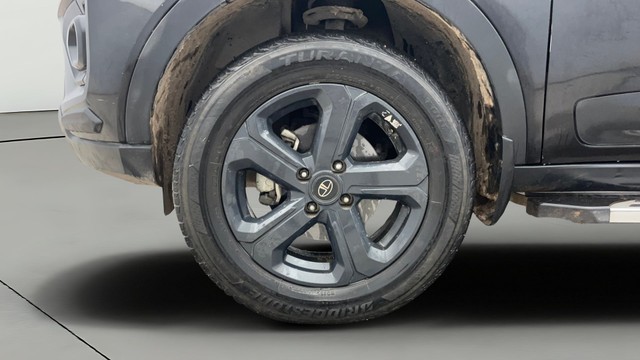 Second-hand 2023 Tata Nexon XZ Plus Dark Edition for sale in Noida-30