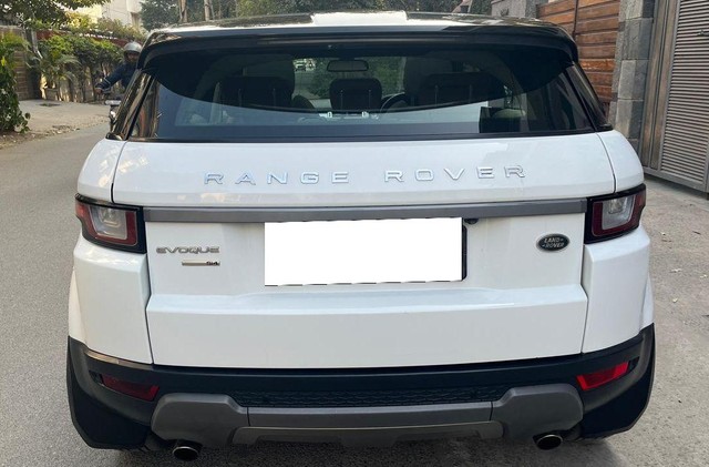 Second-hand 2017 Land Rover Range Rover Evoque 2.0 Si4 SE for sale in New Delhi-3