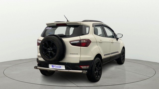 Second-hand 2020 Ford Ecosport Thunder Edition Petrol for sale in Lucknow-14