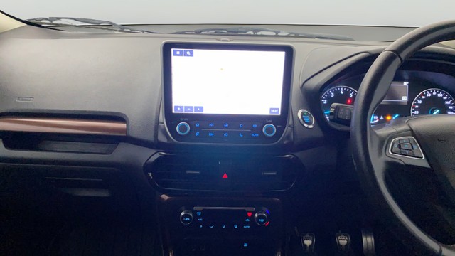 Second-hand 2020 Ford Ecosport Thunder Edition Petrol for sale in Lucknow-9