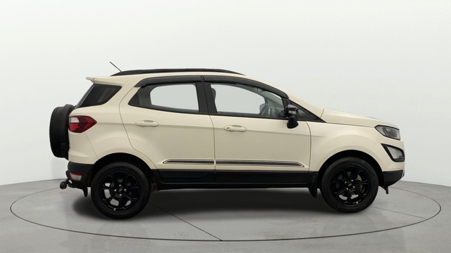 Second-hand 2020 Ford Ecosport Thunder Edition Petrol for sale in Lucknow-13