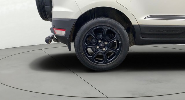 Second-hand 2020 Ford Ecosport Thunder Edition Petrol for sale in Lucknow-28