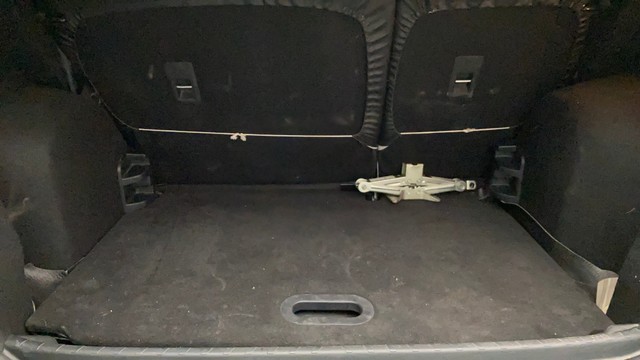 Second-hand 2020 Ford Ecosport Thunder Edition Petrol for sale in Lucknow-21