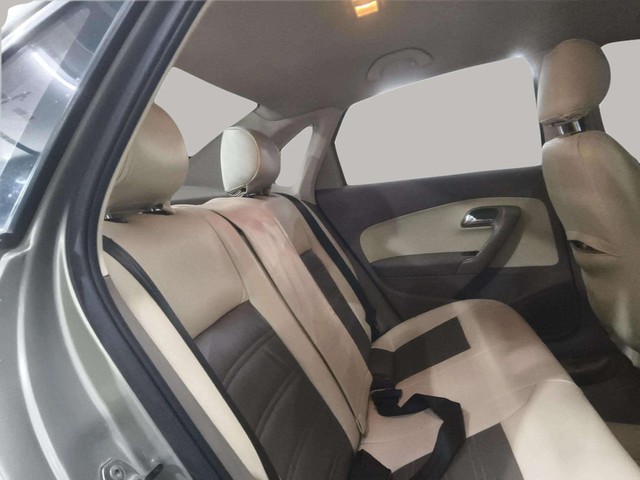 Second-hand 2015 Skoda Rapid 1.5 TDI Ambition for sale in Hyderabad-14