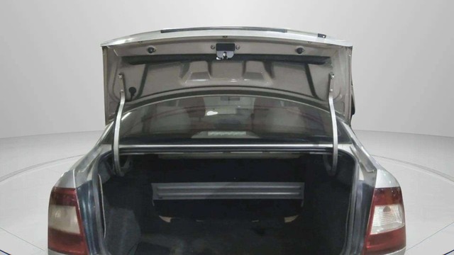 Second-hand 2015 Skoda Rapid 1.5 TDI Ambition for sale in Hyderabad-17