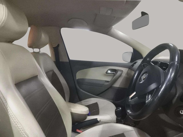 Second-hand 2015 Skoda Rapid 1.5 TDI Ambition for sale in Hyderabad-13