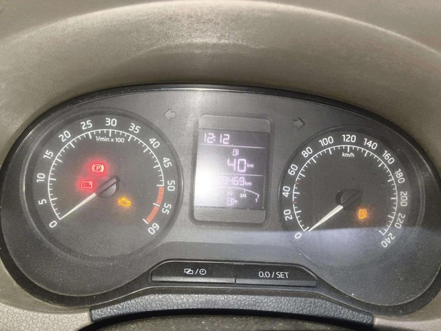 Second-hand 2015 Skoda Rapid 1.5 TDI Ambition for sale in Hyderabad-9