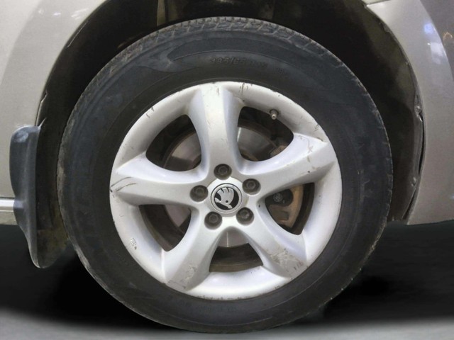 Second-hand 2015 Skoda Rapid 1.5 TDI Ambition for sale in Hyderabad-21