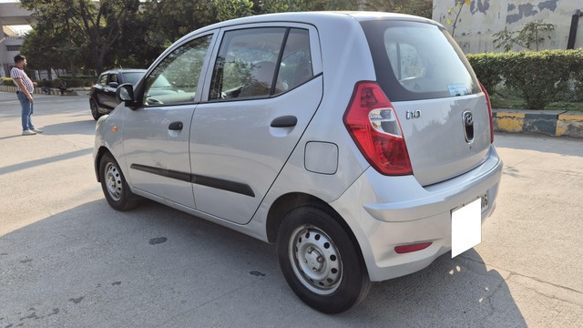 Second-hand 2015 Hyundai i10 Magna 1.1L for sale in Noida-3