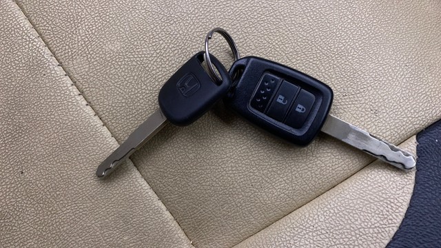 Second-hand 2019 Honda Amaze S CVT Petrol BSIV for sale in Chennai-8