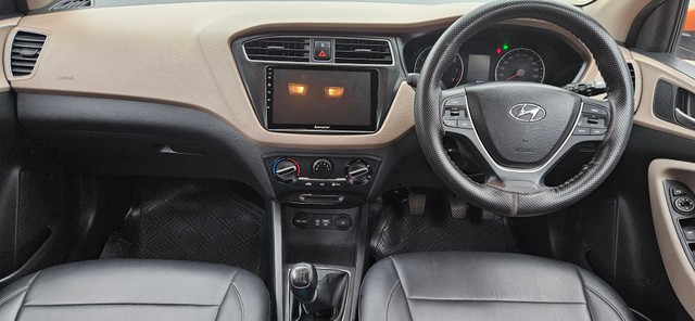 Second-hand 2019 Hyundai i20 Sportz Plus Dual Tone BSIV for sale in Mumbai-10