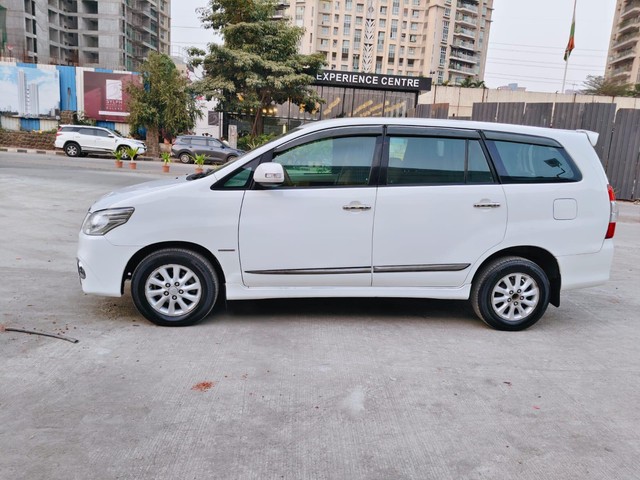 Second-hand 2015 Toyota Innova 2.5 VX (Diesel) 8 Seater BS IV for sale in Mumbai-2