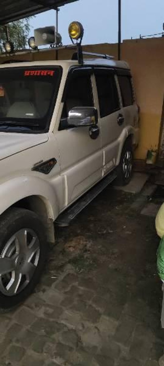 Second-hand 2017 Mahindra Scorpio S4 Plus for sale in Gopalganj-3