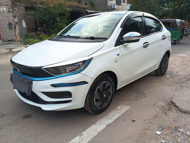 Second-hand 2022 Tata Tigor EV XM for sale in Jaipur-7